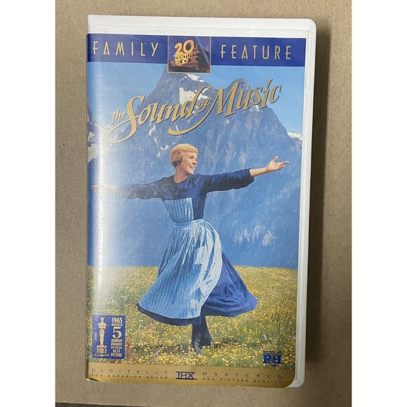 The Sound of Music VHS Movie in Plastic Clam Shell Case - Picture 2 of 4